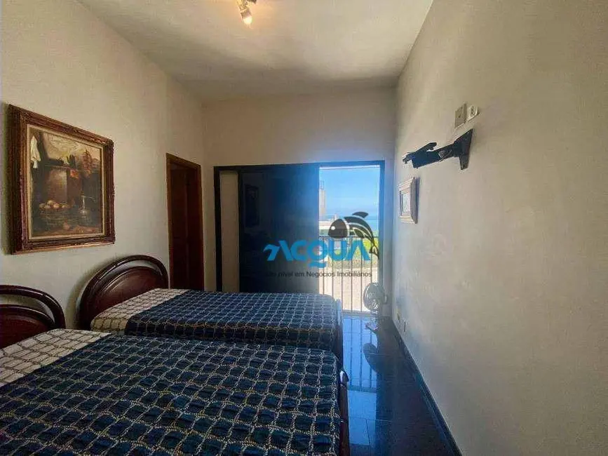 Foto 5 de Apartamento com 3 quartos à venda, 320m2 em Jardim Astúrias, Guaruja - SP