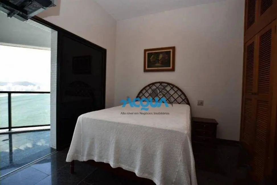 Foto 7 de Apartamento com 3 quartos à venda, 320m2 em Jardim Astúrias, Guaruja - SP