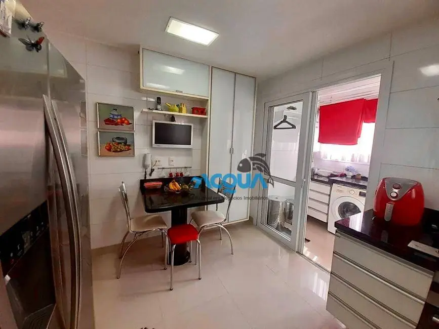 Apartamento com 3 quartos à venda, 115m2 em Guaruja - SP - imagem 8 Foto 8 de Apartamento com 3 quartos à venda, 115m2 em Guaruja - SP