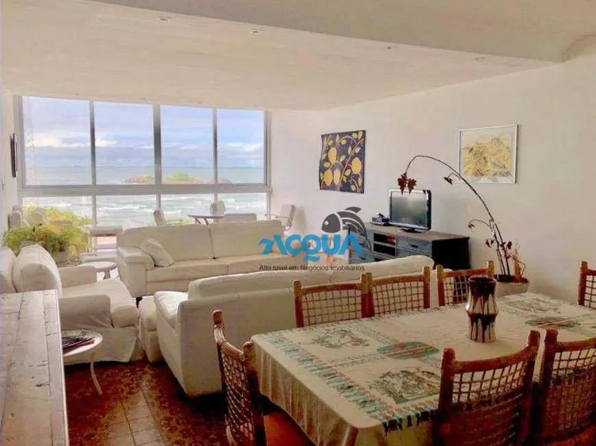Apartamento com 4 quartos à venda, 210m2 em Guaruja - SP - imagem 1 Foto 1 de Apartamento com 4 quartos à venda, 210m2 em Guaruja - SP