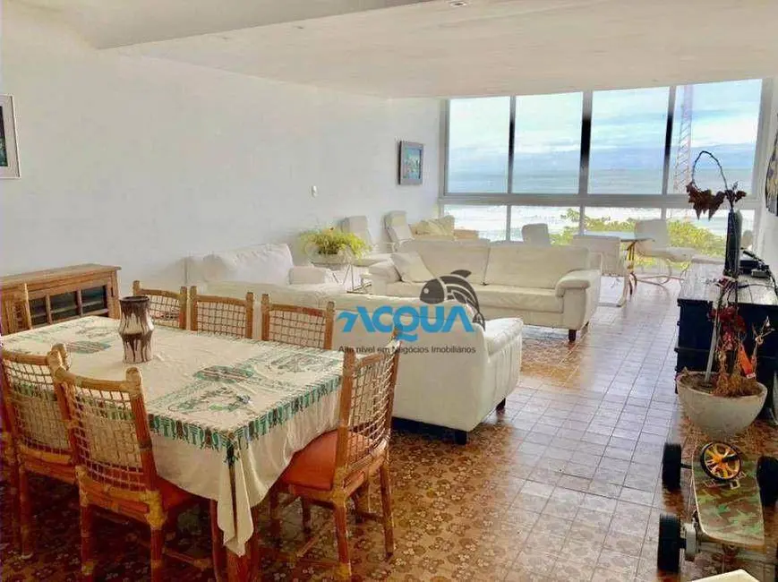 Apartamento com 4 quartos à venda, 210m2 em Guaruja - SP - imagem 2 Foto 2 de Apartamento com 4 quartos à venda, 210m2 em Guaruja - SP