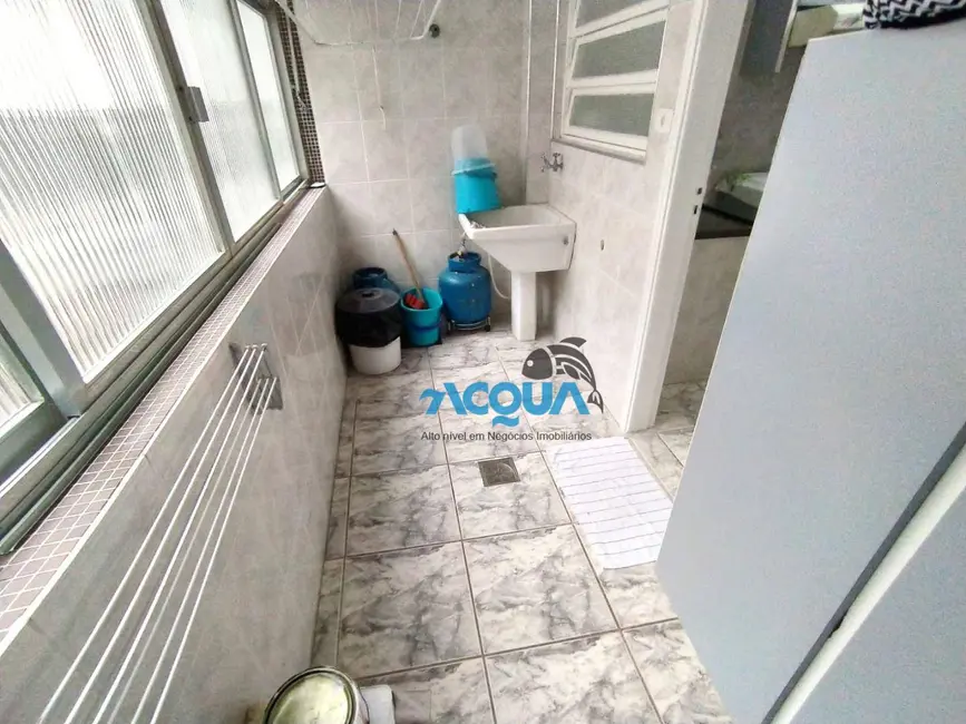 Foto 6 de Apartamento com 1 quarto à venda, 70m2 em Jardim Três Marias, Guaruja - SP