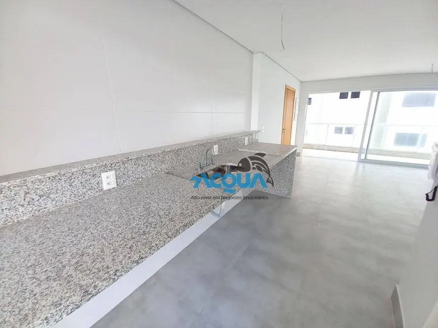 Foto 4 de Apartamento com 3 quartos à venda, 146m2 em Guaruja - SP