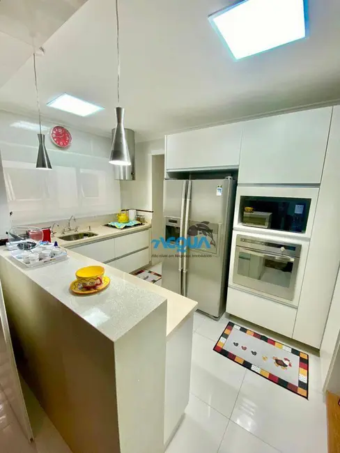 Cobertura com 4 quartos à venda, 315m2 em Guaruja - SP - imagem 5 Foto 5 de Cobertura com 4 quartos à venda, 315m2 em Guaruja - SP