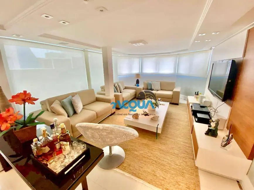 Cobertura com 4 quartos à venda, 315m2 em Guaruja - SP - imagem 4 Foto 4 de Cobertura com 4 quartos à venda, 315m2 em Guaruja - SP