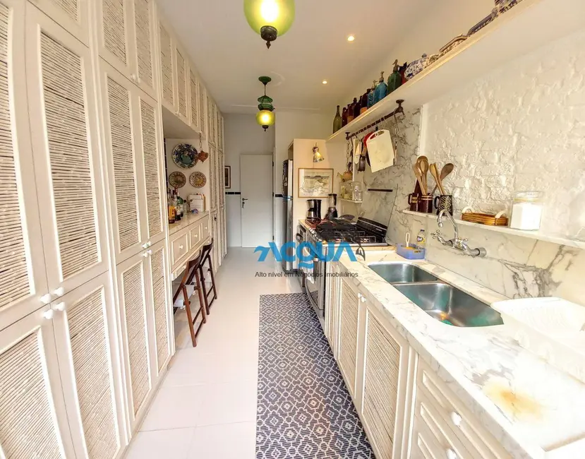 Apartamento com 3 quartos à venda, 140m2 em Guaruja - SP - imagem 6 Foto 6 de Apartamento com 3 quartos à venda, 140m2 em Guaruja - SP
