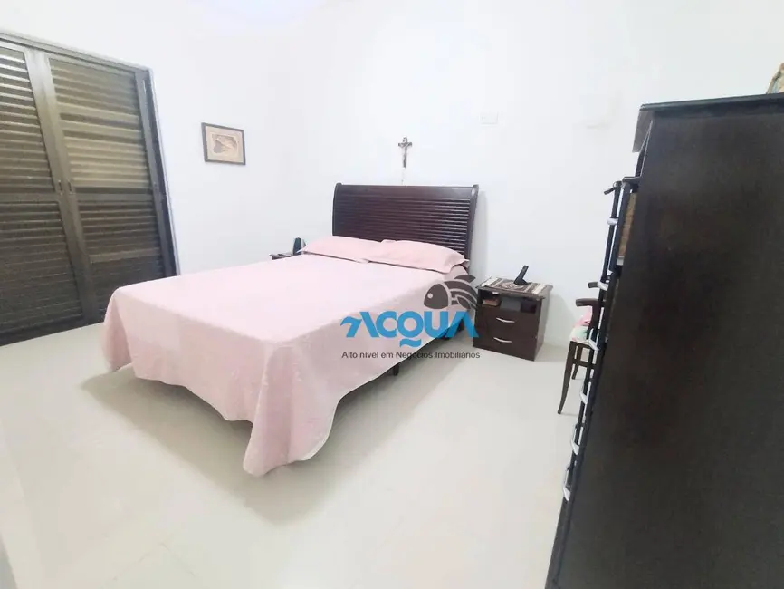 Foto 5 de Apartamento com 4 quartos à venda, 155m2 em Jardim Três Marias, Guaruja - SP