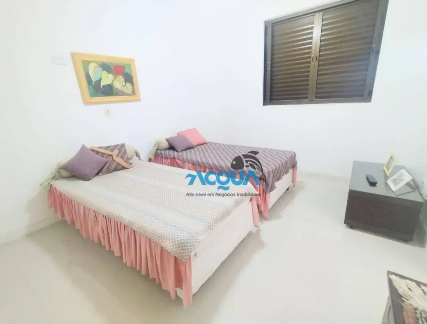 Foto 9 de Apartamento com 4 quartos à venda, 155m2 em Jardim Três Marias, Guaruja - SP