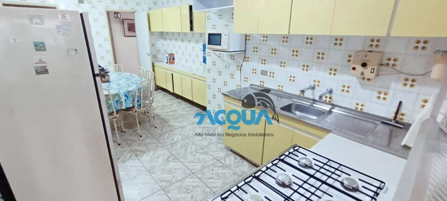 Foto 4 de Apartamento com 3 quartos à venda, 142m2 em Guaruja - SP