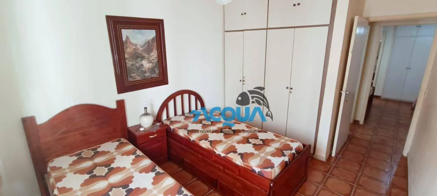 Foto 8 de Apartamento com 3 quartos à venda, 142m2 em Guaruja - SP