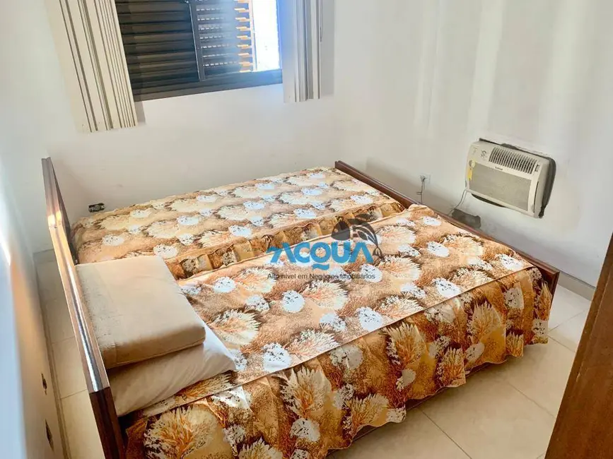 Foto 4 de Apartamento com 6 quartos à venda, 150m2 em Jardim Três Marias, Guaruja - SP