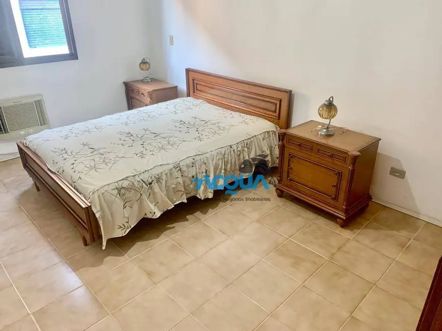 Foto 5 de Apartamento com 6 quartos à venda, 150m2 em Jardim Três Marias, Guaruja - SP