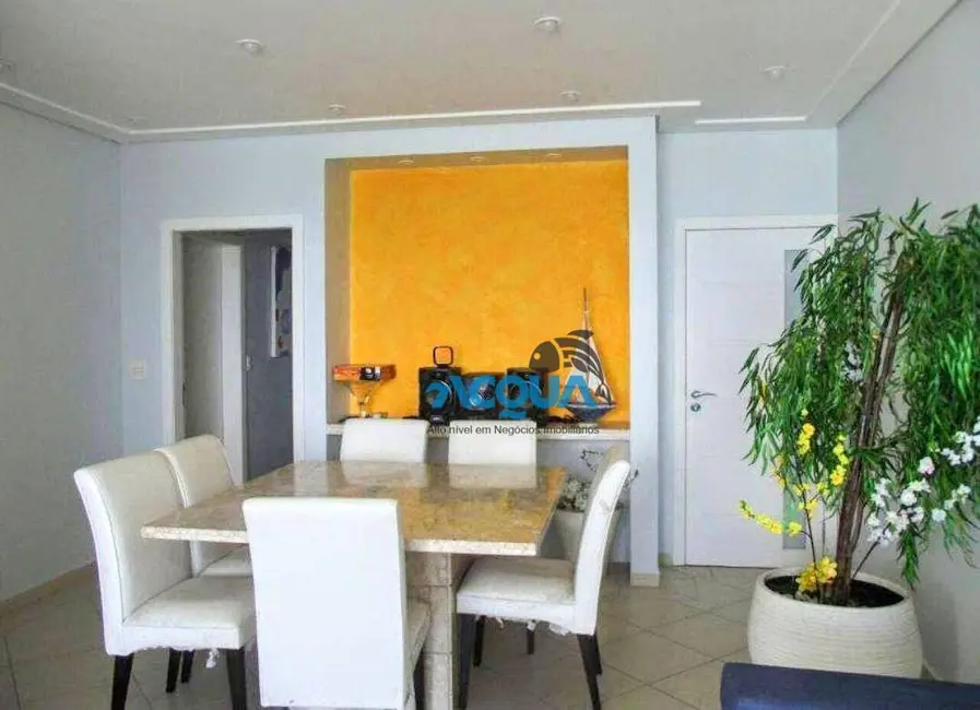 Foto 5 de Apartamento com 4 quartos à venda, 153m2 em Guaruja - SP