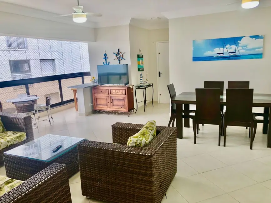 Foto 2 de Apartamento com 4 quartos à venda, 150m2 em Vila Luis Antônio, Guaruja - SP