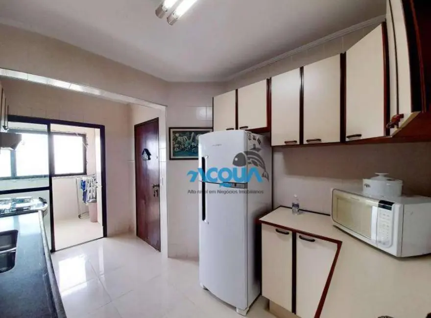 Apartamento com 3 quartos à venda, 107m2 em Vila Luis Antônio, Guaruja - SP - imagem 4 Foto 4 de Apartamento com 3 quartos à venda, 107m2 em Vila Luis Antônio, Guaruja - SP