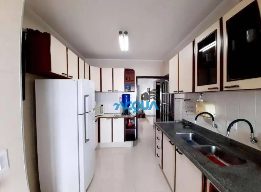 Apartamento com 3 quartos à venda, 107m2 em Vila Luis Antônio, Guaruja - SP - imagem 3 Foto 3 de Apartamento com 3 quartos à venda, 107m2 em Vila Luis Antônio, Guaruja - SP