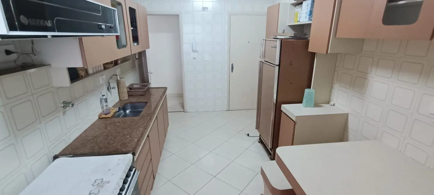 Foto 3 de Apartamento com 3 quartos à venda, 110m2 em Jardim Três Marias, Guaruja - SP