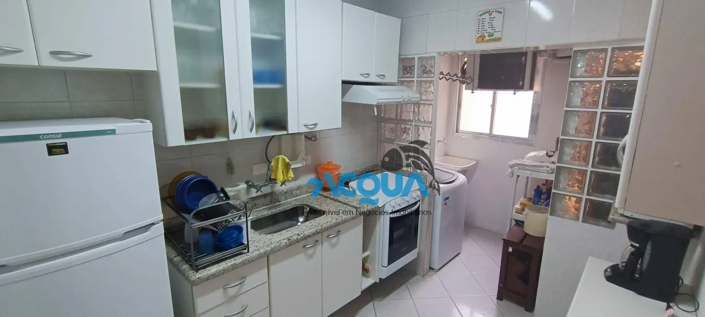 Foto 4 de Apartamento com 3 quartos à venda, 87m2 em Jardim Três Marias, Guaruja - SP