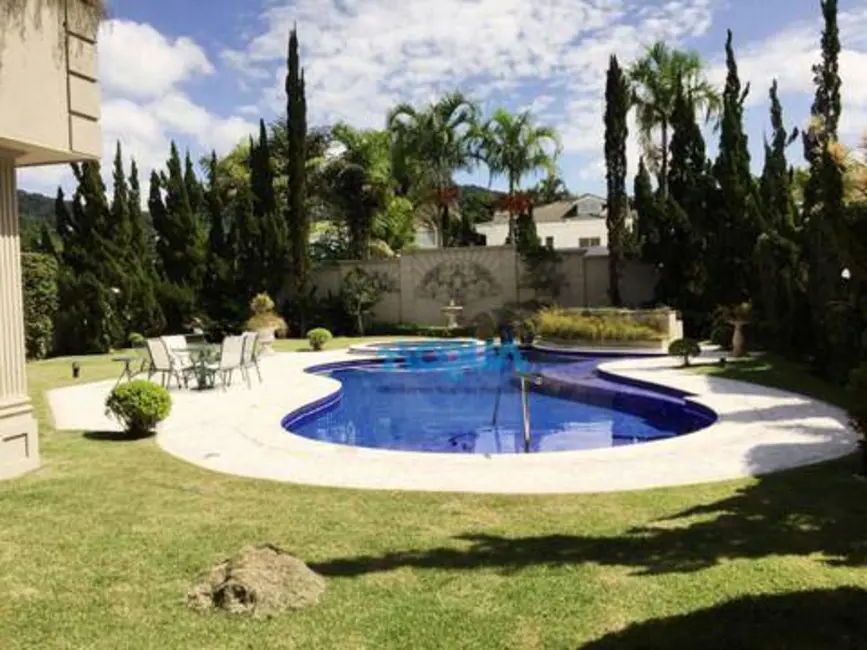 Casa de Condomínio com 6 quartos à venda, 1000m2 em Acapulco, Guaruja - SP - imagem 4 Foto 4 de Casa de Condomínio com 6 quartos à venda, 1000m2 em Acapulco, Guaruja - SP