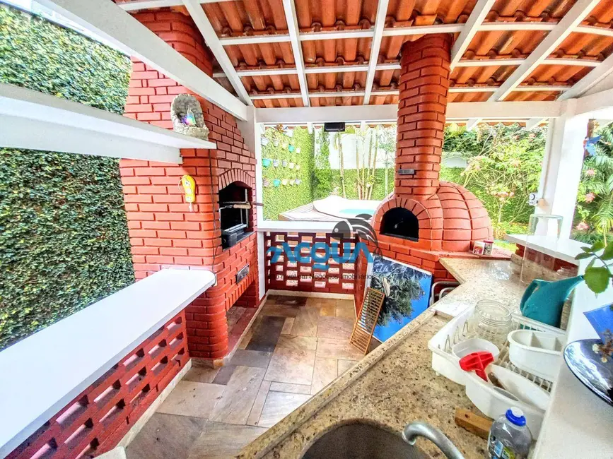 Foto 3 de Casa de Condomínio com 4 quartos à venda, 505m2 em Balneário Praia do Pernambuco, Guaruja - SP