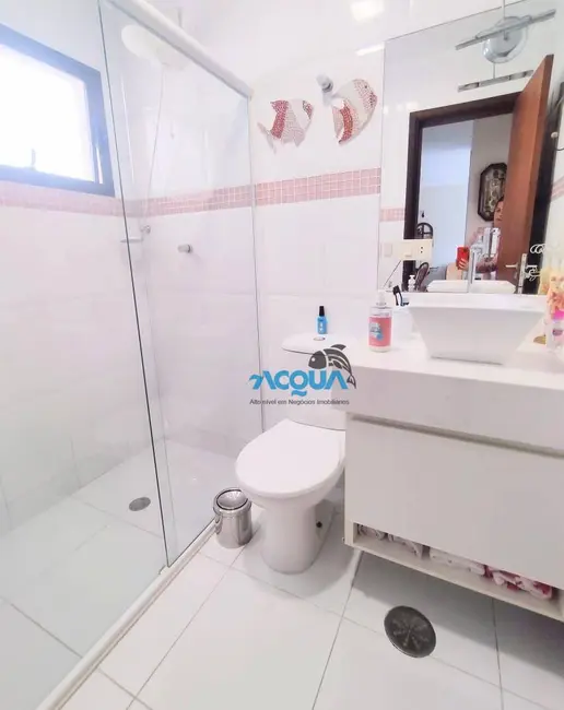 Foto 9 de Apartamento com 3 quartos à venda, 90m2 em Guaruja - SP