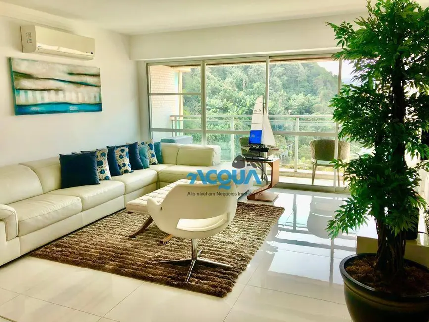 Apartamento com 3 quartos à venda, 170m2 em Guaruja - SP - imagem 3 Foto 3 de Apartamento com 3 quartos à venda, 170m2 em Guaruja - SP