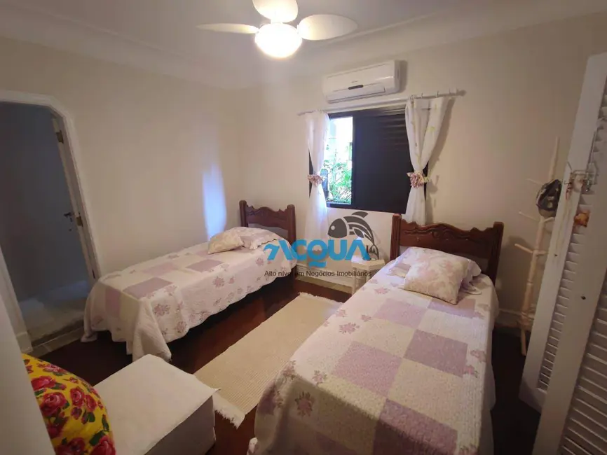 Foto 6 de Apartamento com 3 quartos à venda, 167m2 em Guaruja - SP