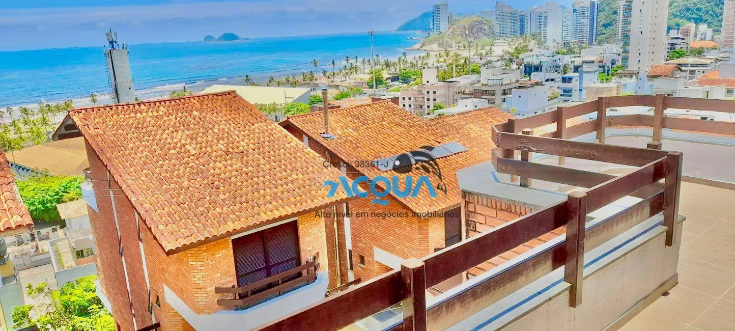Casa de Condomínio com 4 quartos à venda, 300m2 em Jardim Três Marias, Guaruja - SP - imagem 3 Foto 3 de Casa de Condomínio com 4 quartos à venda, 300m2 em Jardim Três Marias, Guaruja - SP
