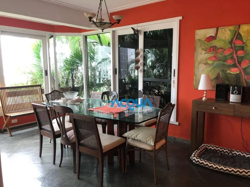 Casa de Condomínio com 4 quartos à venda, 300m2 em Jardim Três Marias, Guaruja - SP - imagem 4 Foto 4 de Casa de Condomínio com 4 quartos à venda, 300m2 em Jardim Três Marias, Guaruja - SP