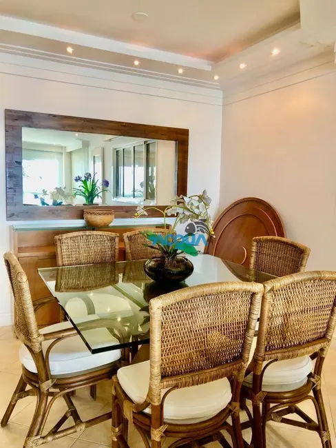 Foto 4 de Apartamento com 5 quartos à venda, 175m2 em Vila Luis Antônio, Guaruja - SP