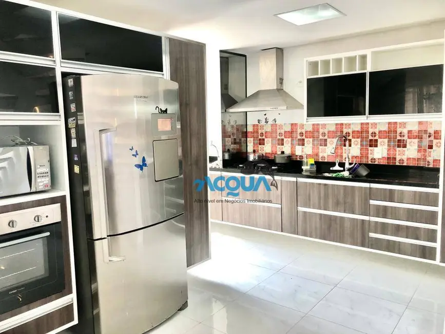 Foto 4 de Apartamento com 3 quartos à venda, 200m2 em Vila Luis Antônio, Guaruja - SP