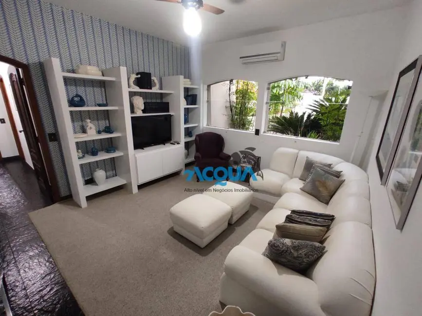 Casa de Condomínio com 4 quartos à venda, 2000m2 em Jardim Acapulco, Guaruja - SP - imagem 3 Foto 3 de Casa de Condomínio com 4 quartos à venda, 2000m2 em Jardim Acapulco, Guaruja - SP