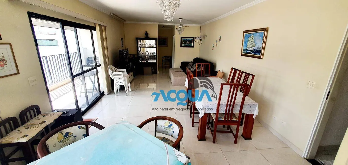 Foto 2 de Cobertura com 4 quartos à venda, 110m2 em Guaruja - SP