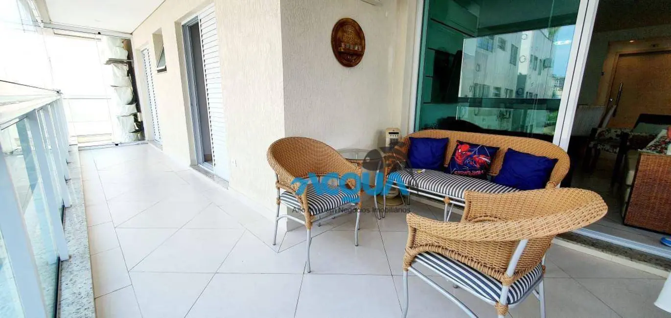 Foto 9 de Apartamento com 3 quartos à venda, 115m2 em Guaruja - SP