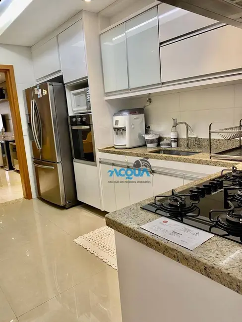 Foto 3 de Apartamento com 3 quartos à venda, 135m2 em Barra Funda, Guaruja - SP