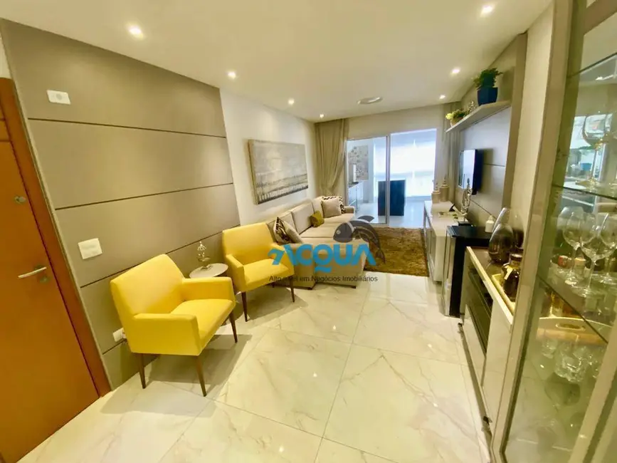Foto 2 de Apartamento com 3 quartos à venda, 135m2 em Barra Funda, Guaruja - SP