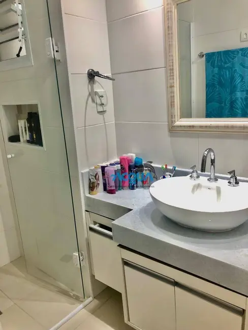 Foto 8 de Apartamento com 2 quartos à venda, 100m2 em Vila Luis Antônio, Guaruja - SP