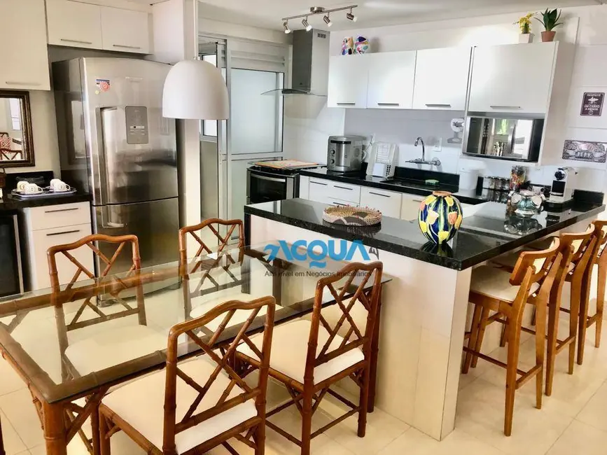 Foto 3 de Apartamento com 2 quartos à venda, 100m2 em Vila Luis Antônio, Guaruja - SP