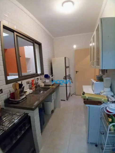 Foto 5 de Apartamento com 2 quartos à venda, 64m2 em Jardim Las Palmas, Guaruja - SP