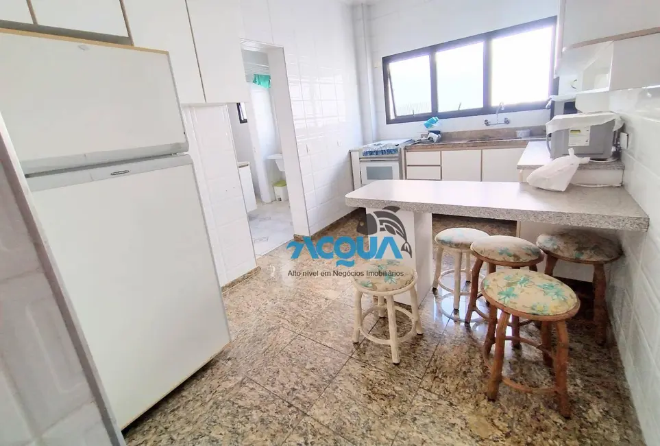 Foto 5 de Apartamento com 4 quartos à venda, 100m2 em Guaruja - SP