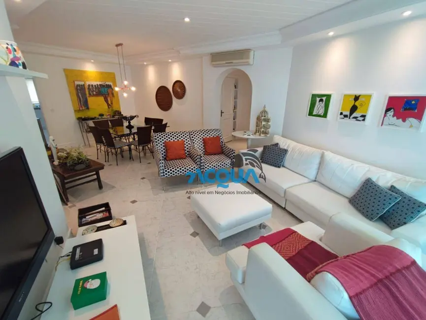 Apartamento com 4 quartos à venda, 180m2 em Guaruja - SP - imagem 2 Foto 2 de Apartamento com 4 quartos à venda, 180m2 em Guaruja - SP