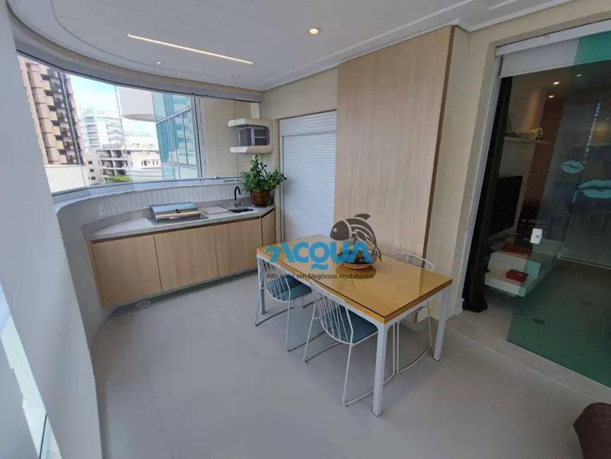 Apartamento com 4 quartos à venda, 180m2 em Guaruja - SP - imagem 4 Foto 4 de Apartamento com 4 quartos à venda, 180m2 em Guaruja - SP