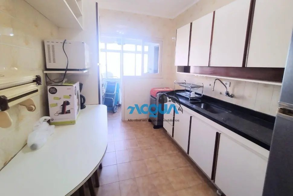 Foto 3 de Apartamento com 2 quartos à venda, 70m2 em Jardim Três Marias, Guaruja - SP