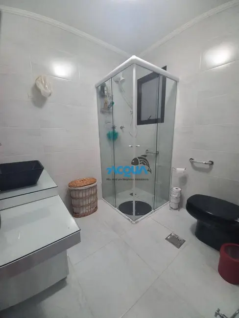 Apartamento com 3 quartos à venda, 145m2 em Jardim Três Marias, Guaruja - SP - imagem 8 Foto 8 de Apartamento com 3 quartos à venda, 145m2 em Jardim Três Marias, Guaruja - SP