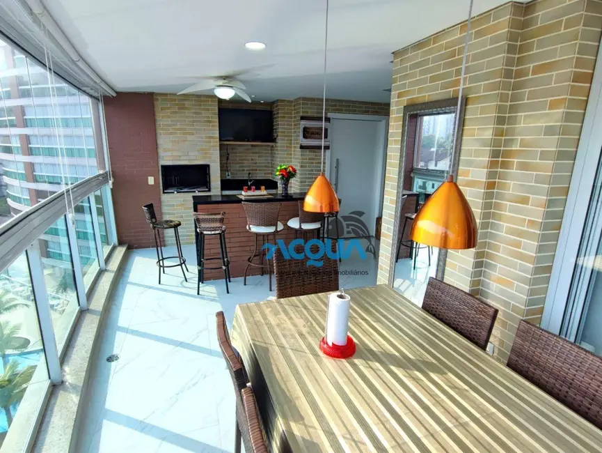 Foto 7 de Apartamento com 4 quartos à venda, 158m2 em Guaruja - SP