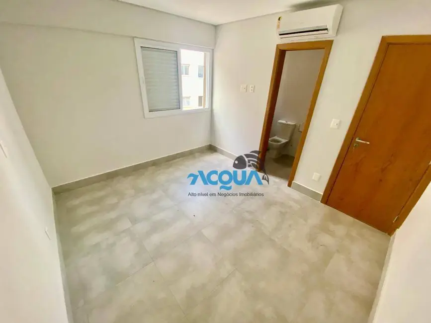 Apartamento com 3 quartos à venda, 145m2 em Guaruja - SP - imagem 9 Foto 9 de Apartamento com 3 quartos à venda, 145m2 em Guaruja - SP