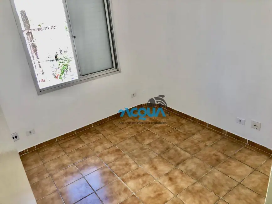 Foto 6 de Apartamento com 2 quartos à venda, 85m2 em Jardim Las Palmas, Guaruja - SP
