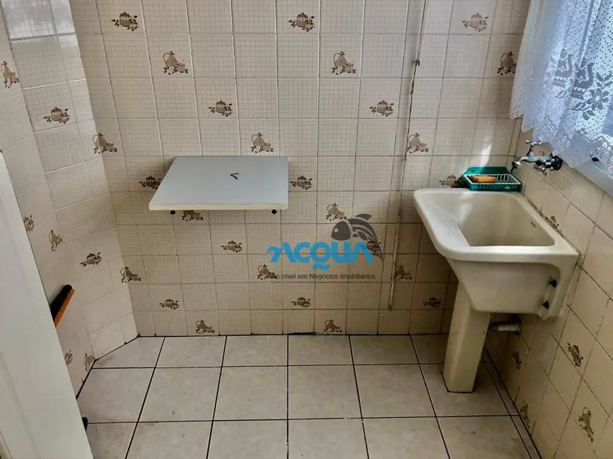 Foto 4 de Apartamento com 2 quartos à venda, 85m2 em Jardim Las Palmas, Guaruja - SP