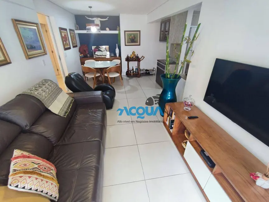Foto 2 de Apartamento com 3 quartos à venda, 120m2 em Guaruja - SP