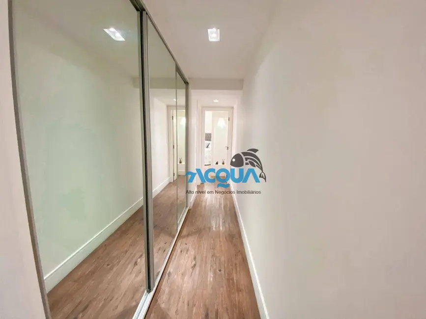 Apartamento com 4 quartos à venda, 180m2 em Vila Luis Antônio, Guaruja - SP - imagem 8 Foto 8 de Apartamento com 4 quartos à venda, 180m2 em Vila Luis Antônio, Guaruja - SP